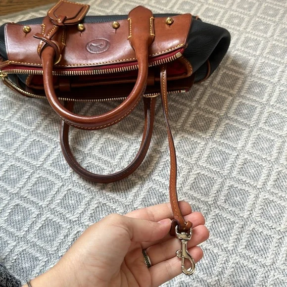 Dooney & Bourke Navy Leather Bag - Picture 8 of 10